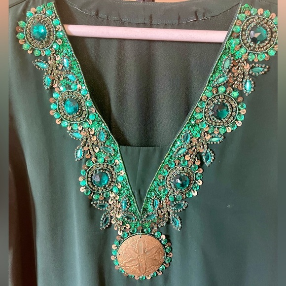 Indian Elegant Green Embroidered Women's Top With Jewels Size/ Large/XL - Picture 3 of 8
